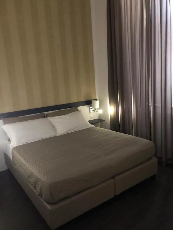 Hotel Cimarosa Naples