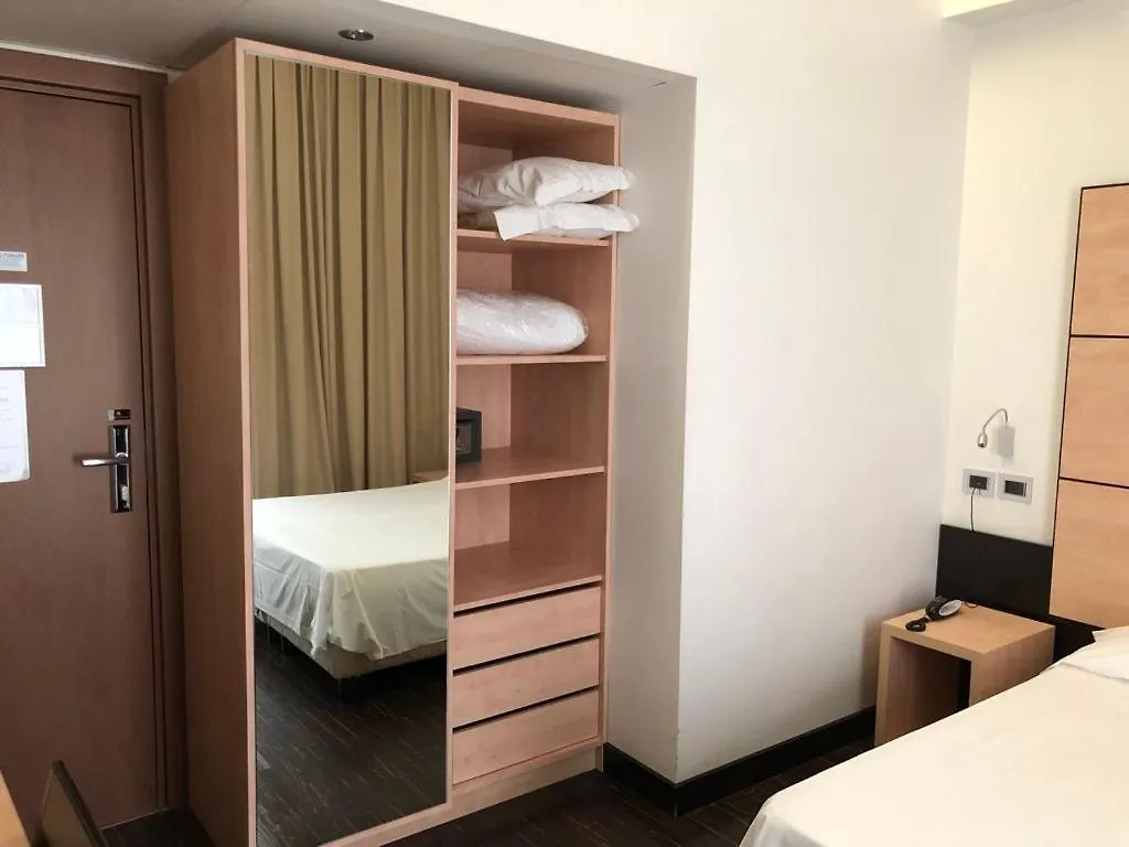 Hotel Cimarosa Naples