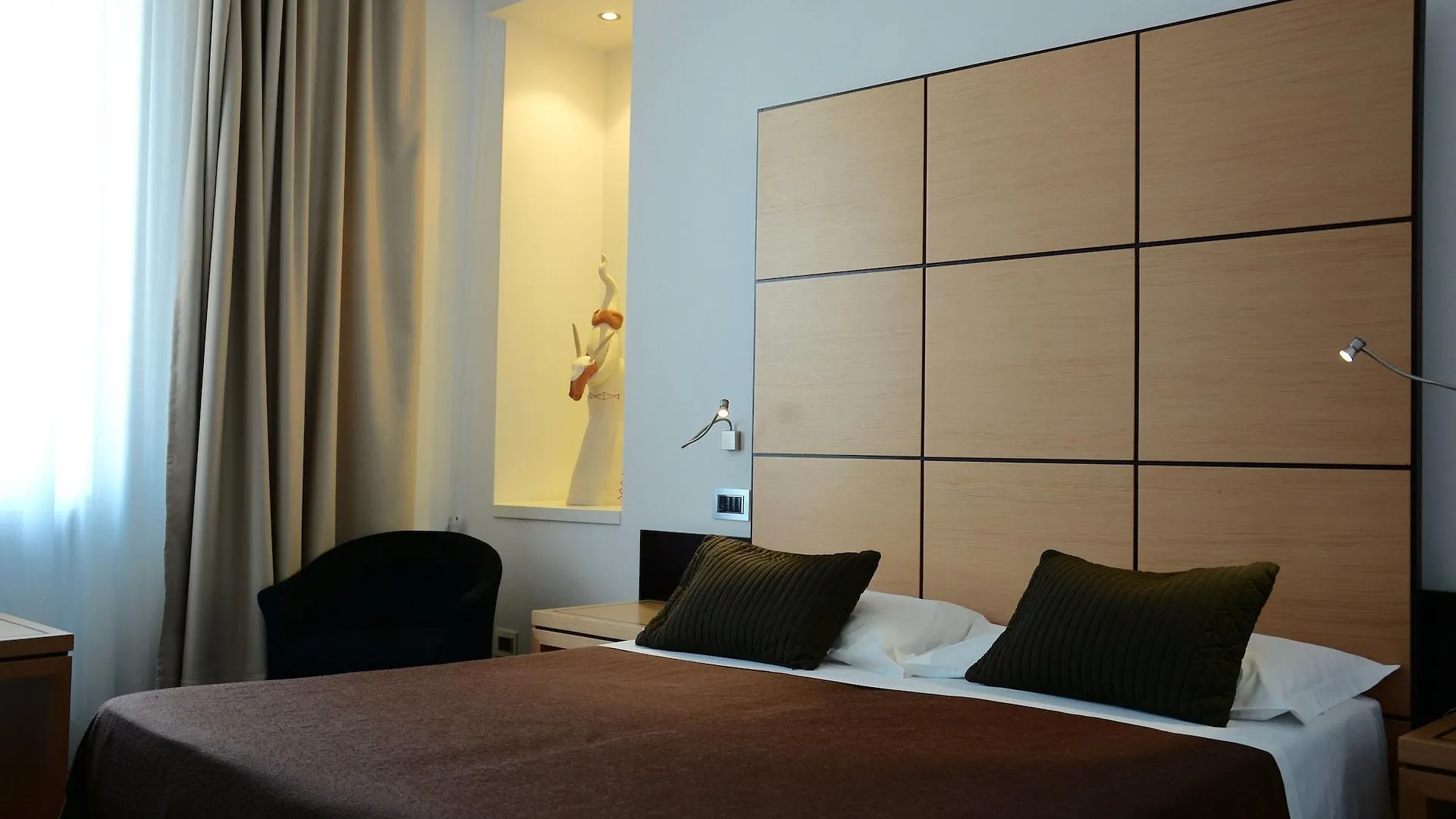 Hotel Cimarosa Naples